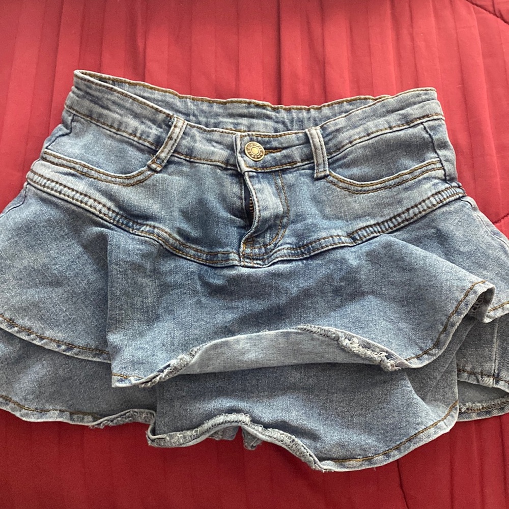 ✮ Frilled jean skirt (medium to light wash) ✮